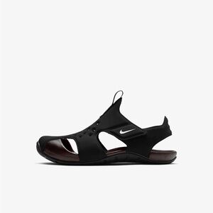 Nike Sunray Protect 2
Little Kids' Sandals
$38 9c
